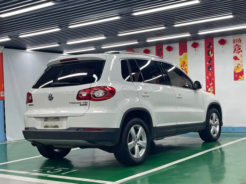 Volkswagen Tiguan — миниатюра 5