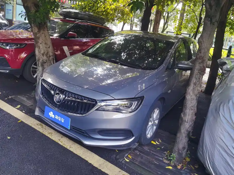 Buick GL6