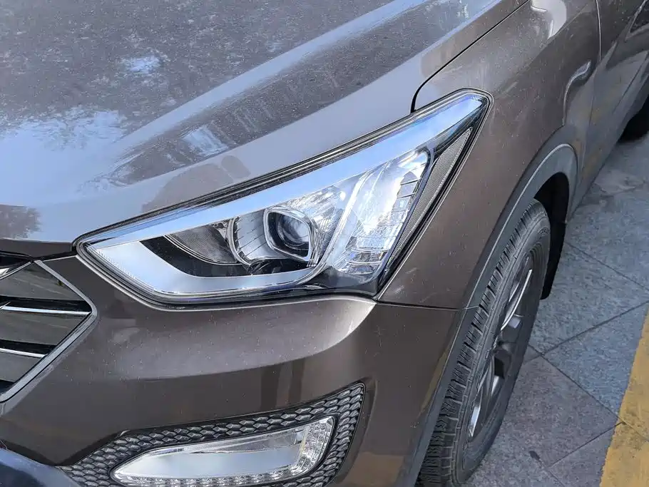 Hyundai Santa Fe — миниатюра 5