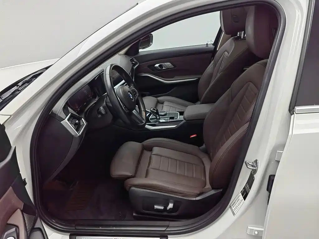 BMW 3 Series — миниатюра 10