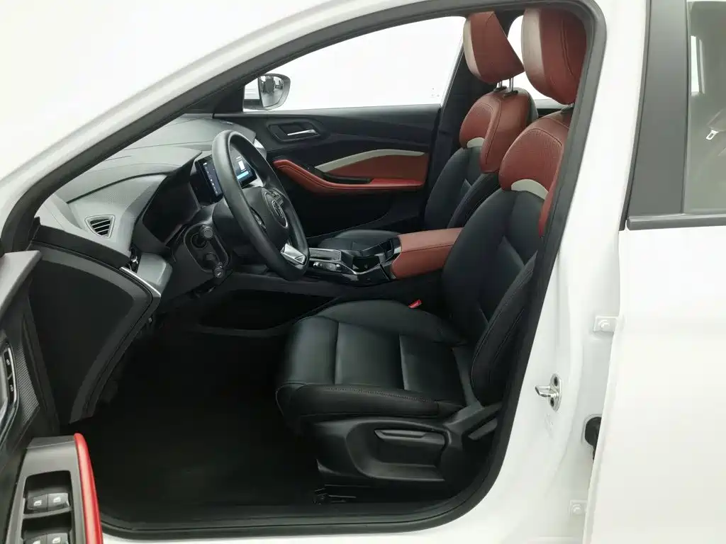 MG MG5 — миниатюра 10