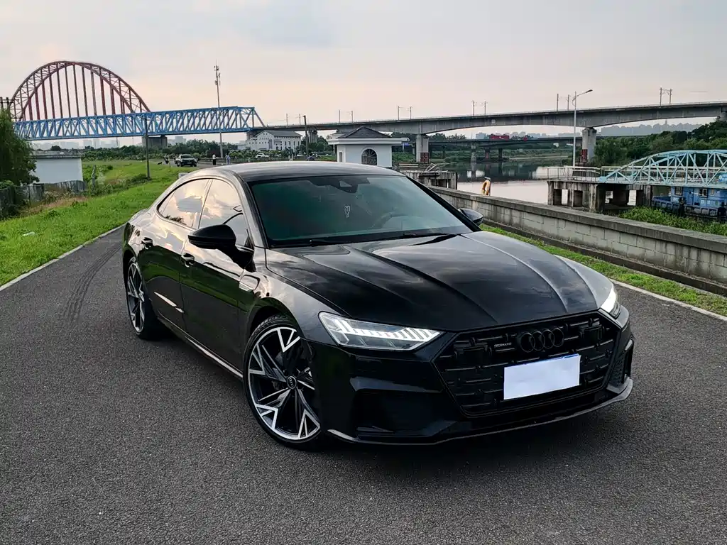 Audi A7L — миниатюра 3