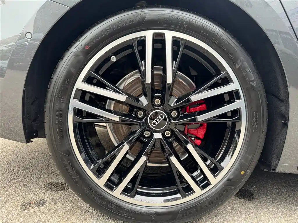 Audi A5L 2026 2.0T Sport Plus