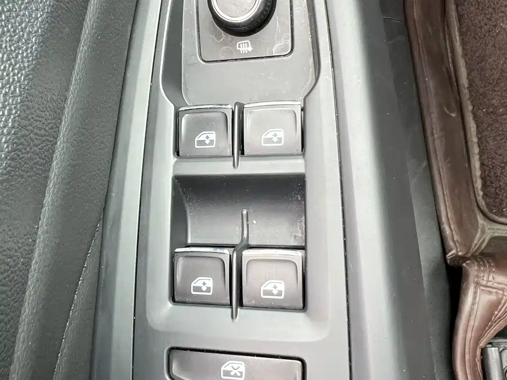 Volkswagen Passat — миниатюра 21