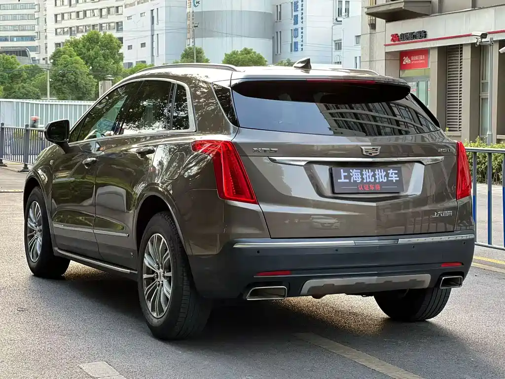 Cadillac XT5 — миниатюра 3