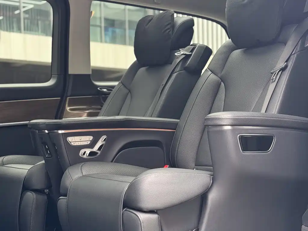 MERCEDES-BENZ V CLASS