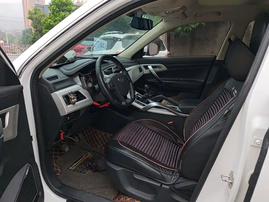 Geely Boyue — миниатюра 15