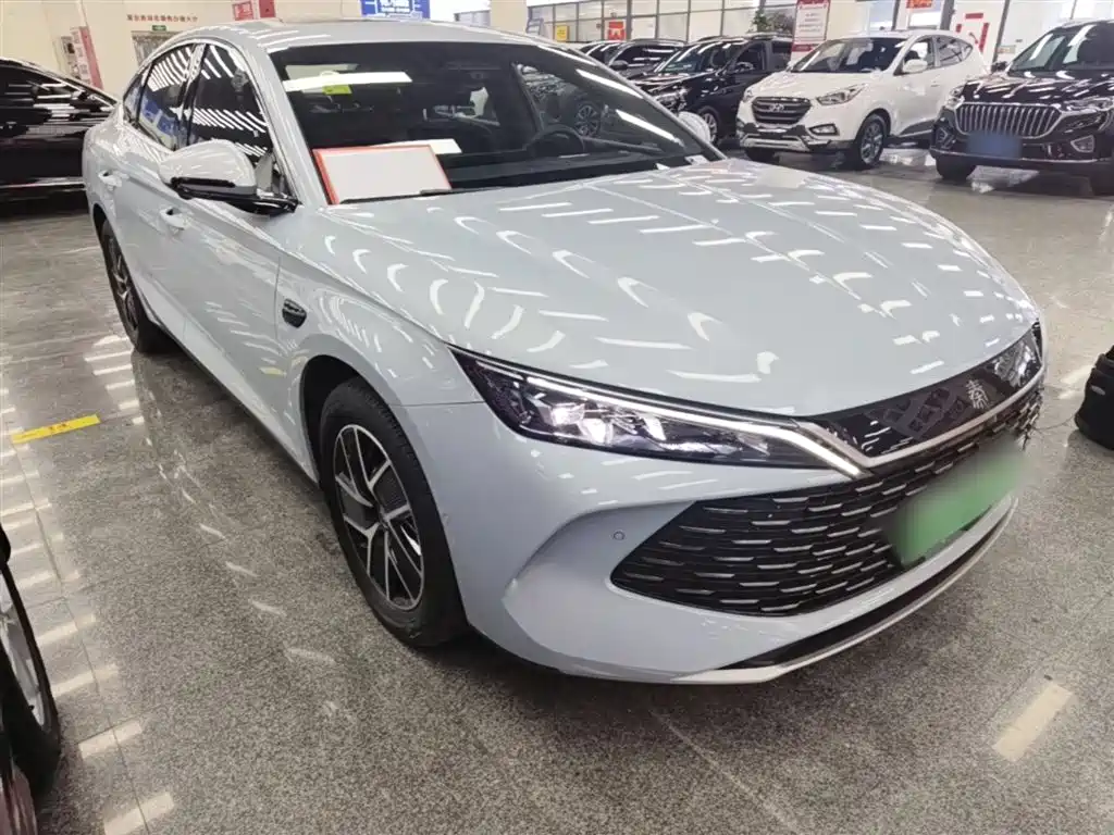 BYD Qin L L 2025 DM-i Smart Drive 120KM