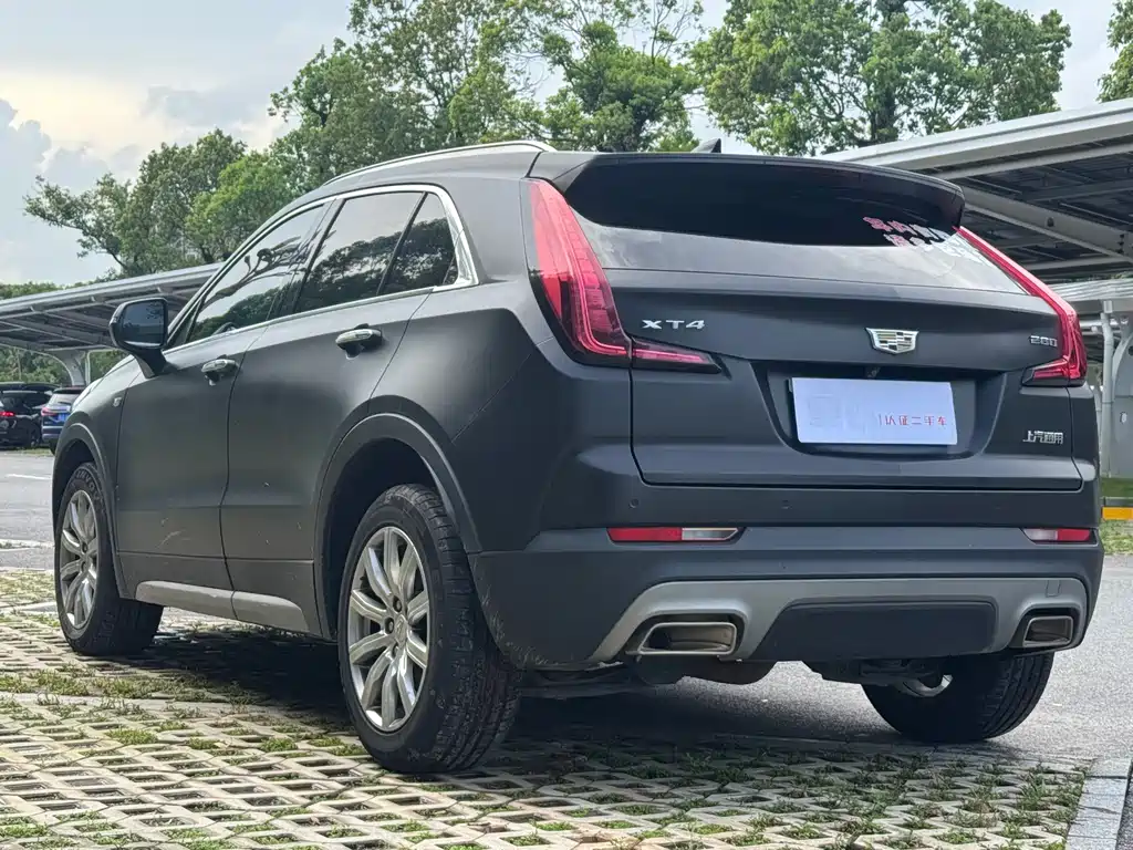 Cadillac XT4 2021 28T Luxury
