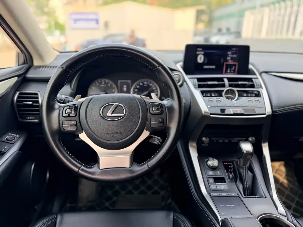 Lexus NX — миниатюра 11