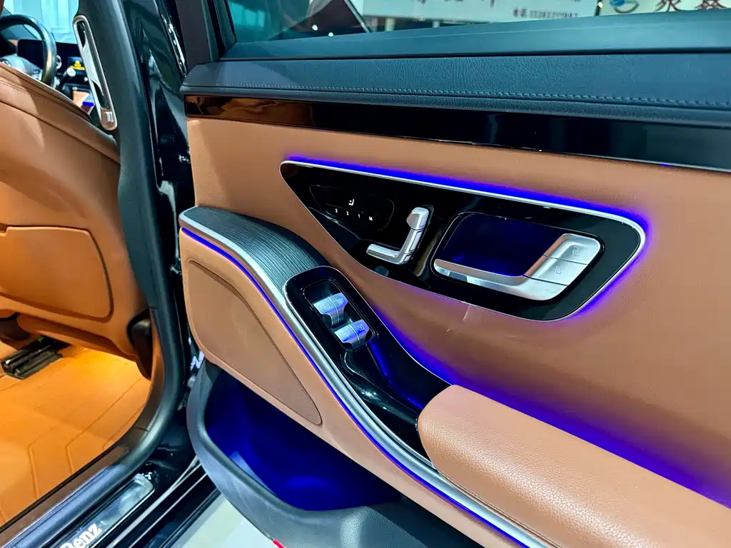 MERCEDES-BENZ S CLASS