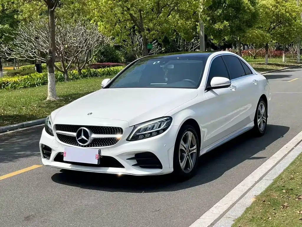 Mercedes-Benz C-Class 2020