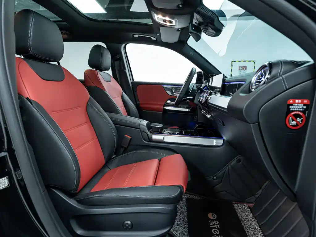 MERCEDES-BENZ GLB AMG