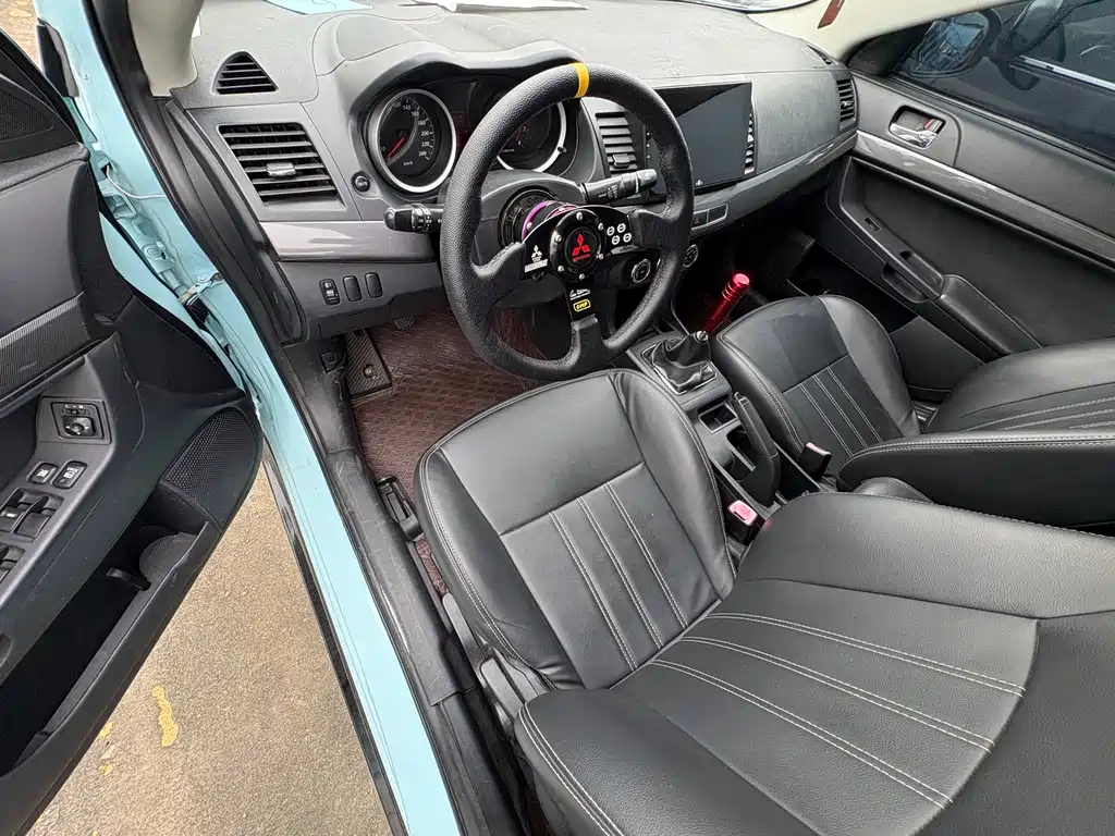 Mitsubishi Lancer EX — миниатюра 5