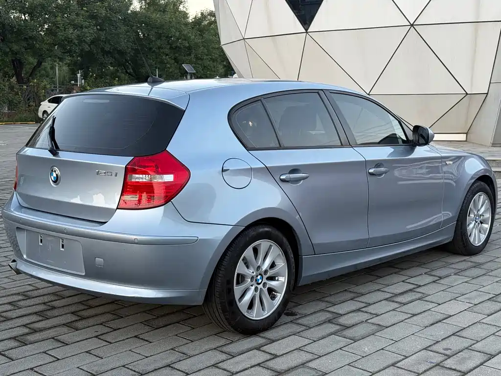 BMW 1 Series (Import) — миниатюра 4
