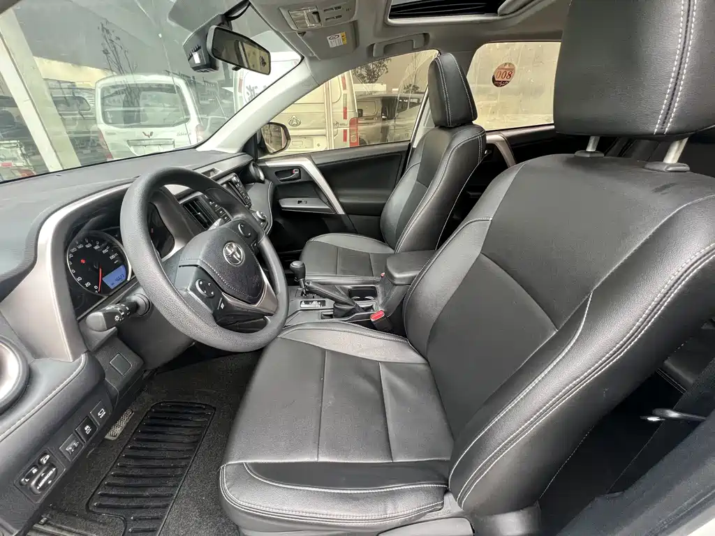 TOYOTA RAV4 RONGFANG