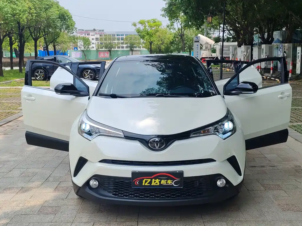 Toyota C-HR — миниатюра 26