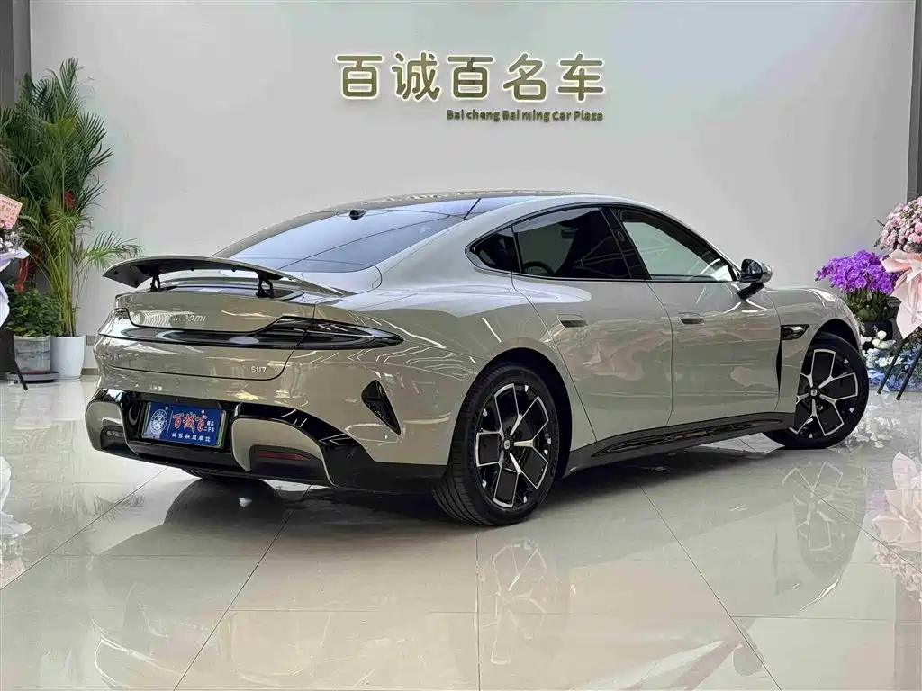 XIAOMI CAR XIAOMI SU7