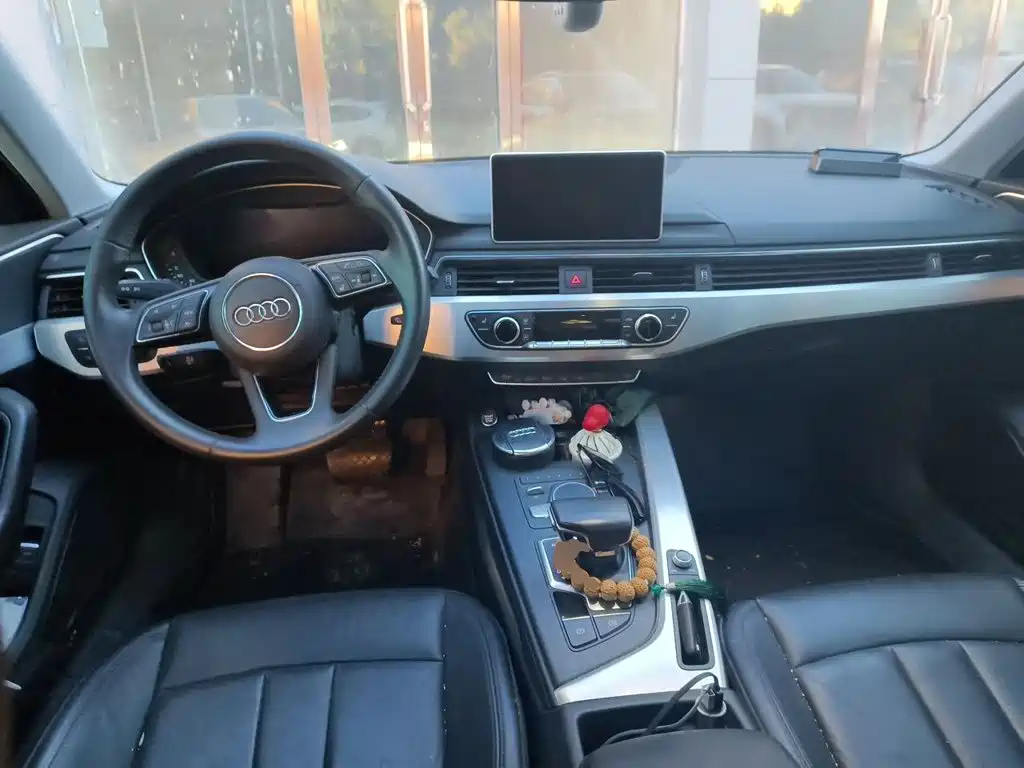 Audi A4L — миниатюра 5
