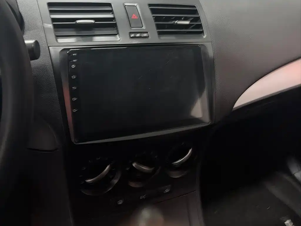 Mazda 3 Xingcheng — миниатюра 14