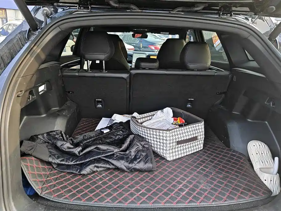 GEELY GALAXY GALAXY L7