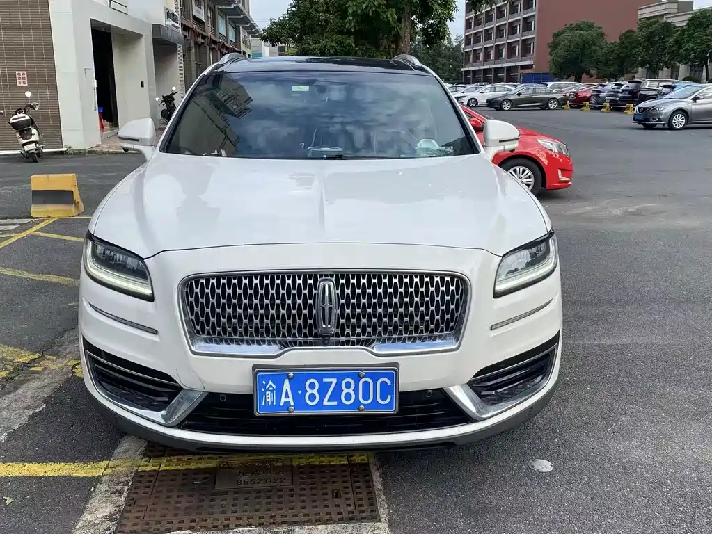 Lincoln Nautilus (Import) — миниатюра 2