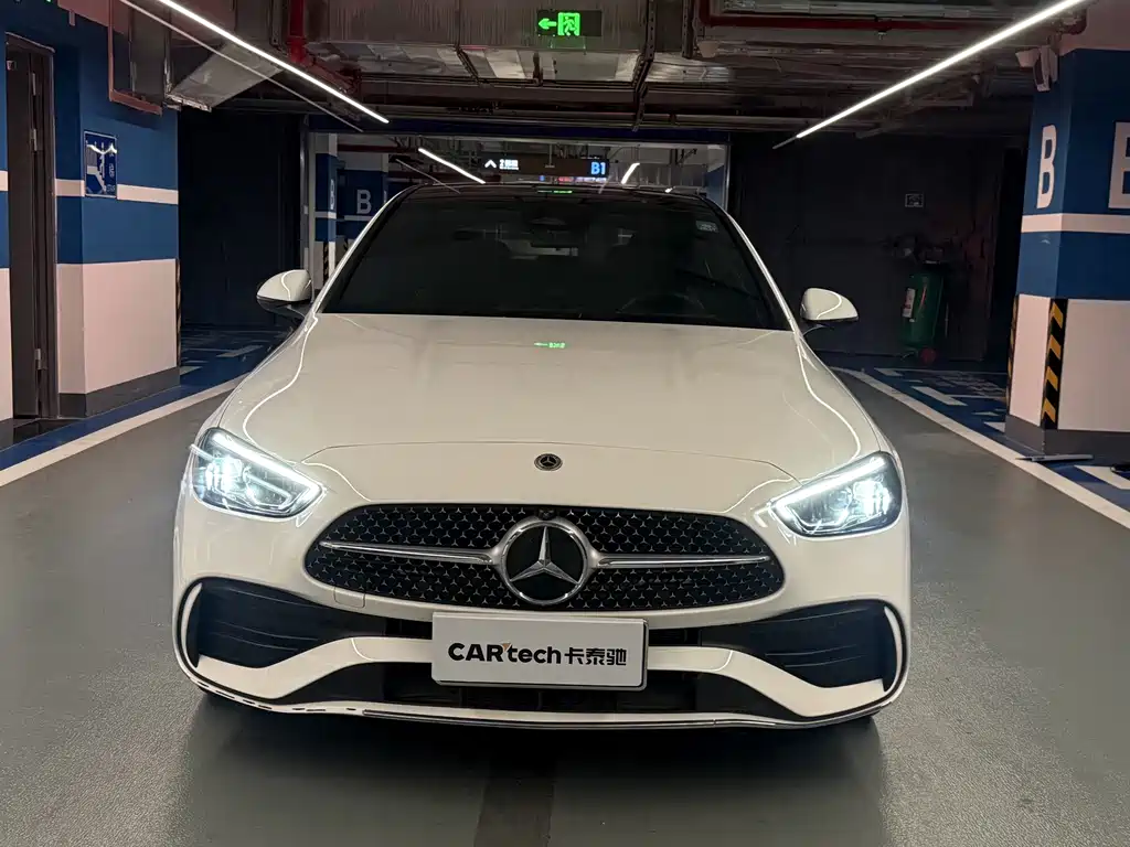 Mercedes-Benz C-Class — миниатюра 2