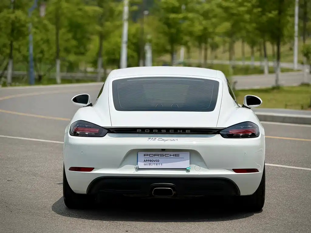 Porsche 718 2018 Cayman 2.0T