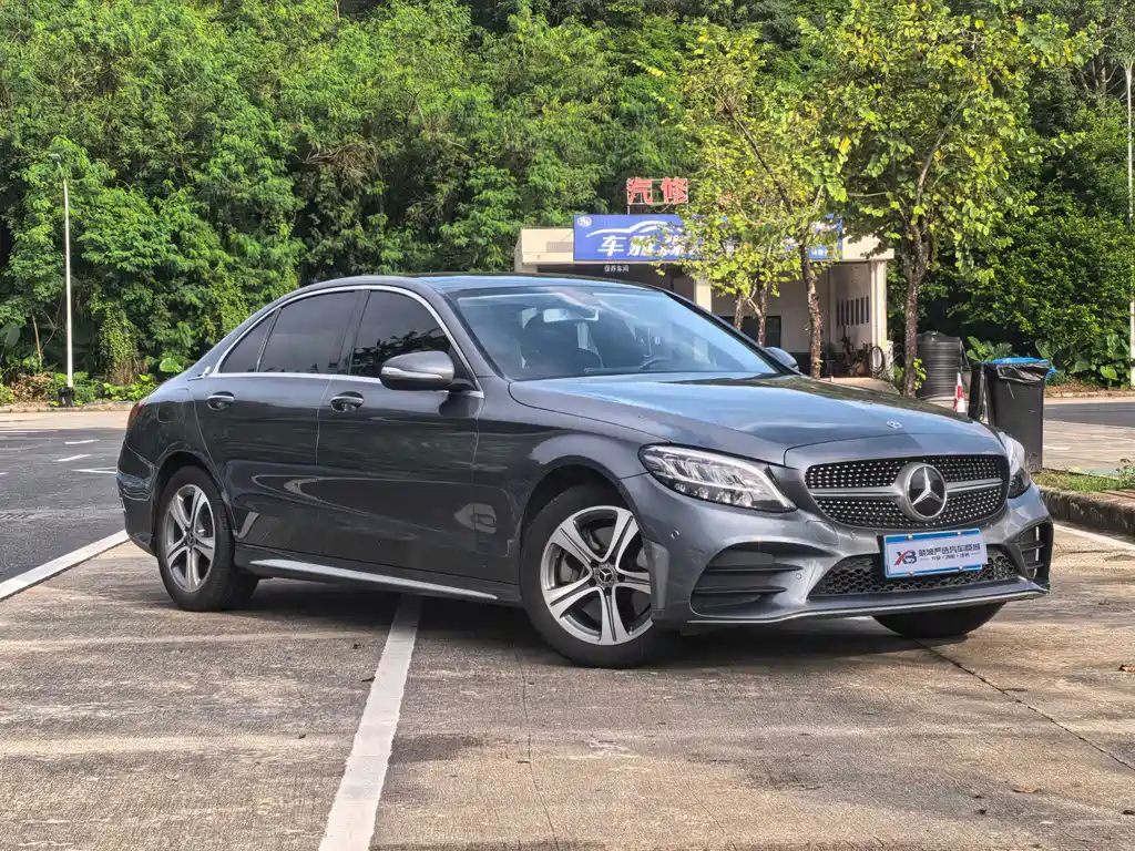 Mercedes-Benz C-Class — миниатюра 3