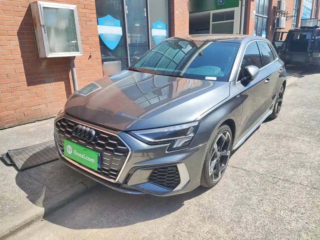 奥迪A3 2023款 改款 Sportback 35 TFSI 豪华运动型 2023