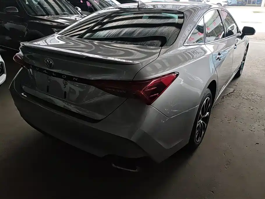 Toyota Avalon 2023 2.5L Luxury