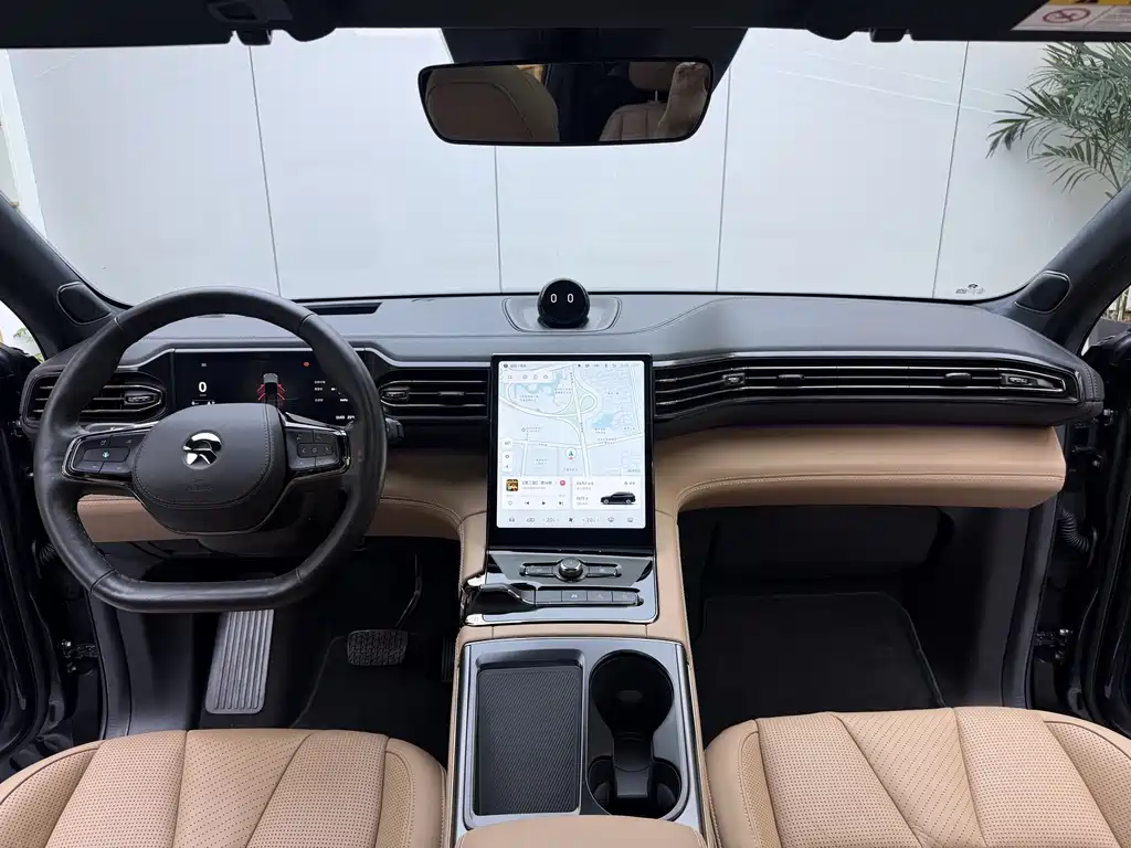 NIO ES8 — миниатюра 6