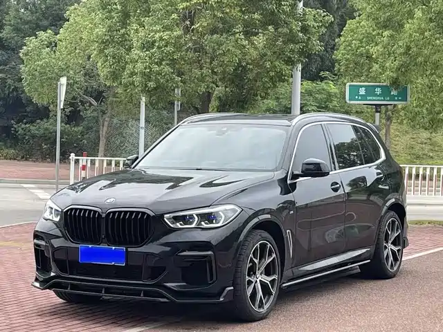 BMW  X5