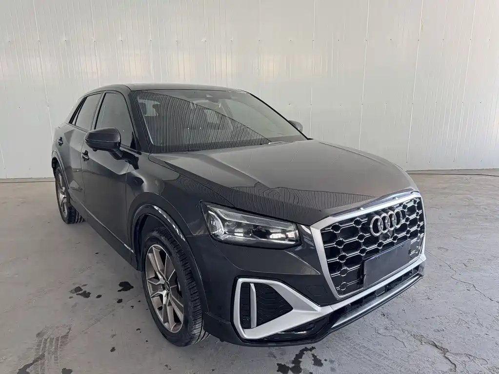 Audi Q2L — миниатюра 2