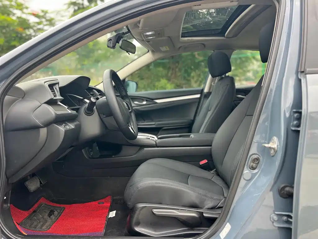 Honda Civic — миниатюра 4
