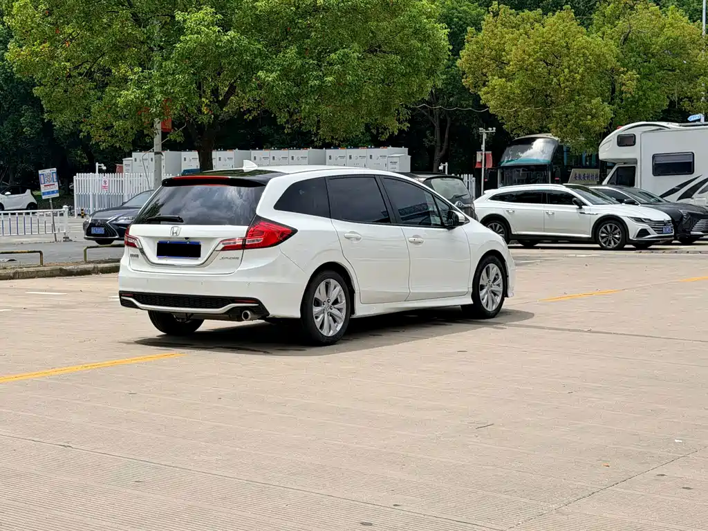 Honda Jade — миниатюра 9