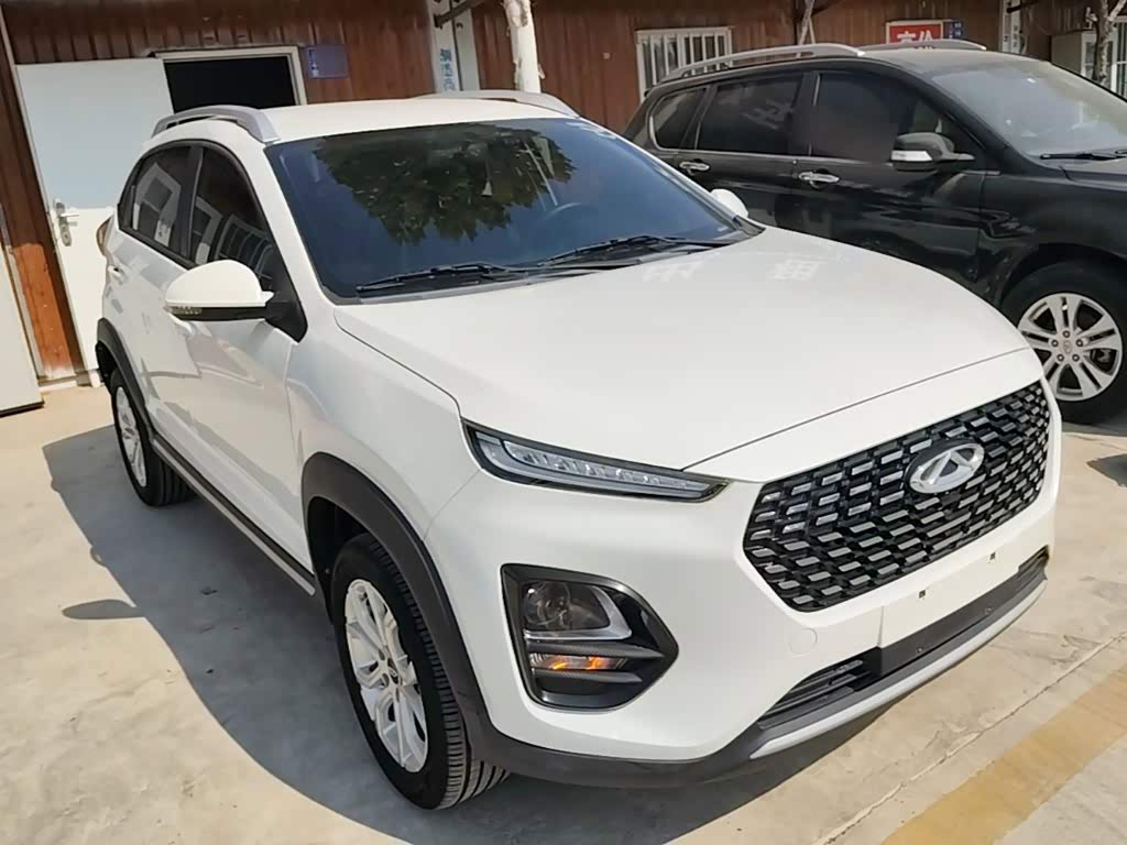 CHERY Tiggo 3x 1.5 л 2021 г. Белый, пробег 11900 км