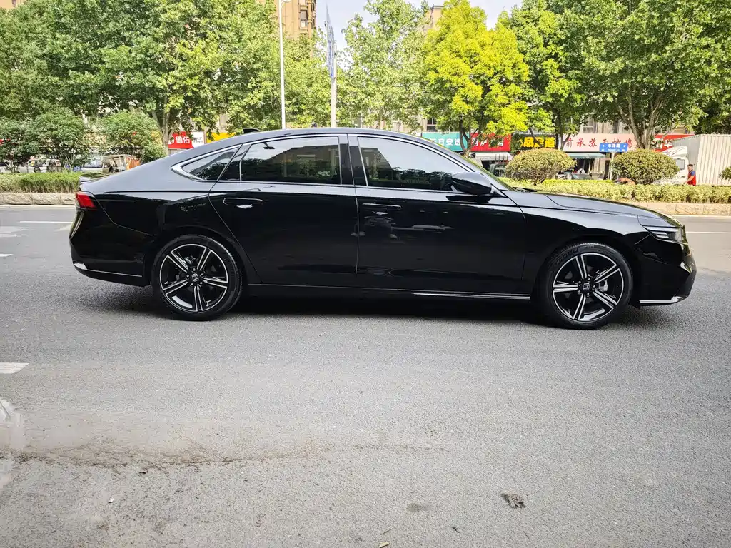 Honda Inspire 2024 260TURBO