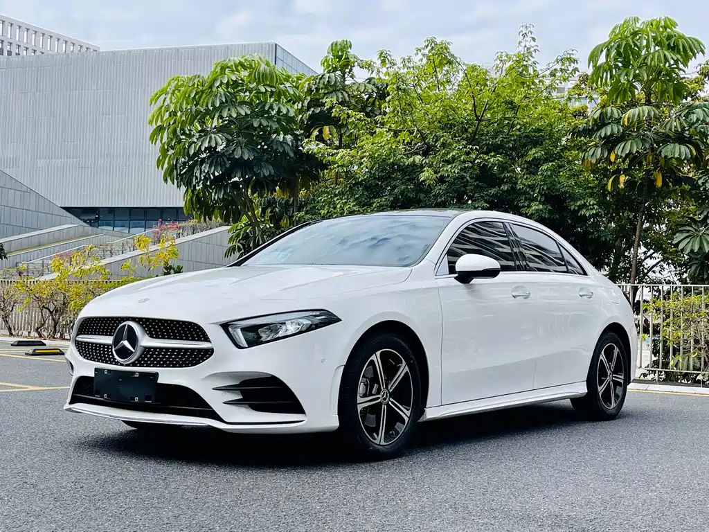 MERCEDES-BENZ A CLASS
