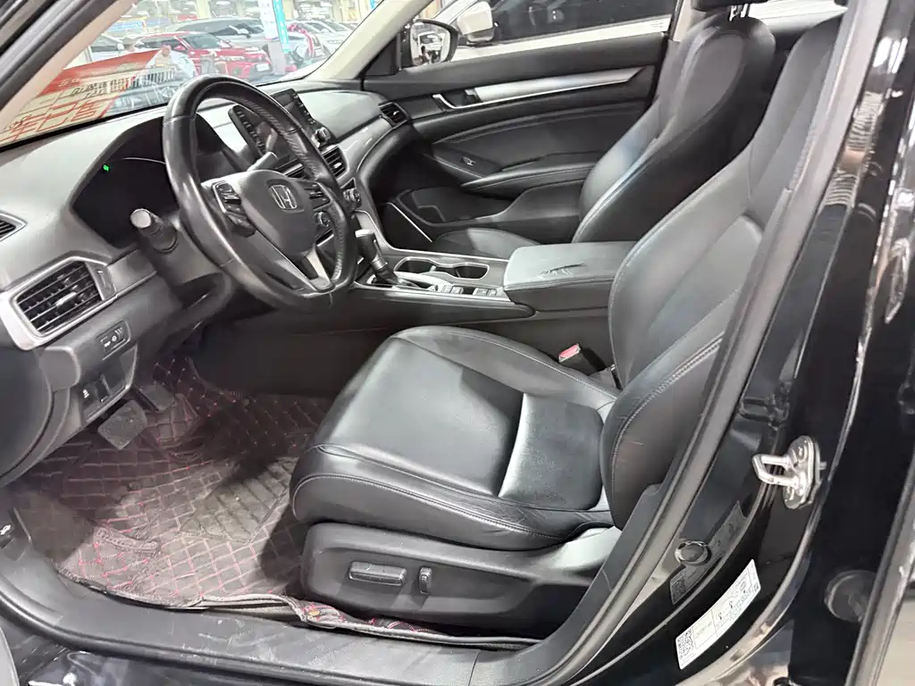 Honda Accord — миниатюра 7