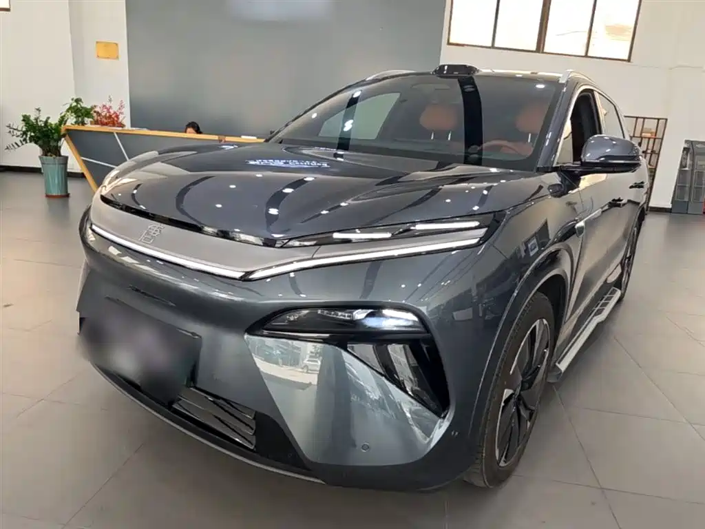 Byd 唐L 2025