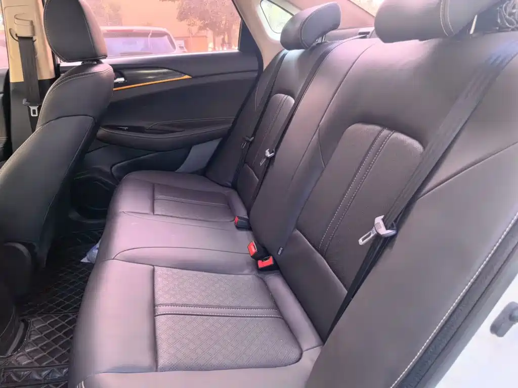 Changan Eado DT — миниатюра 18