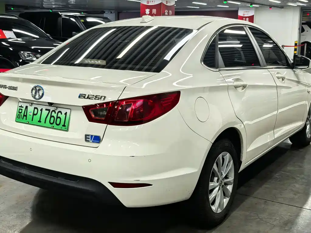 BAIC New Energy EU — миниатюра 6