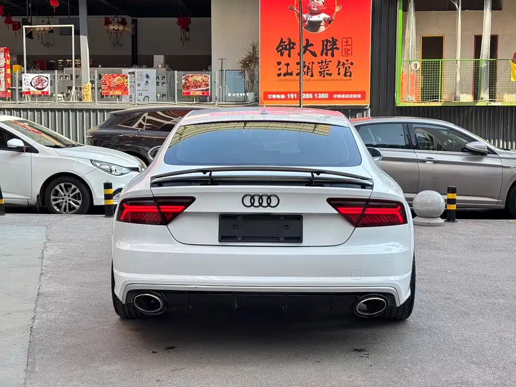 AUDI A7
