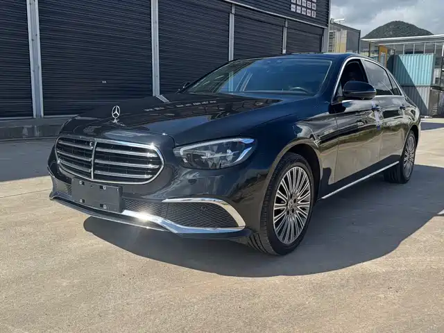 MERCEDES-BENZ  E CLASS