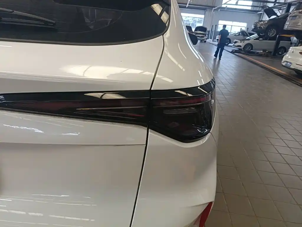 Changan X5 PLUS — миниатюра 8