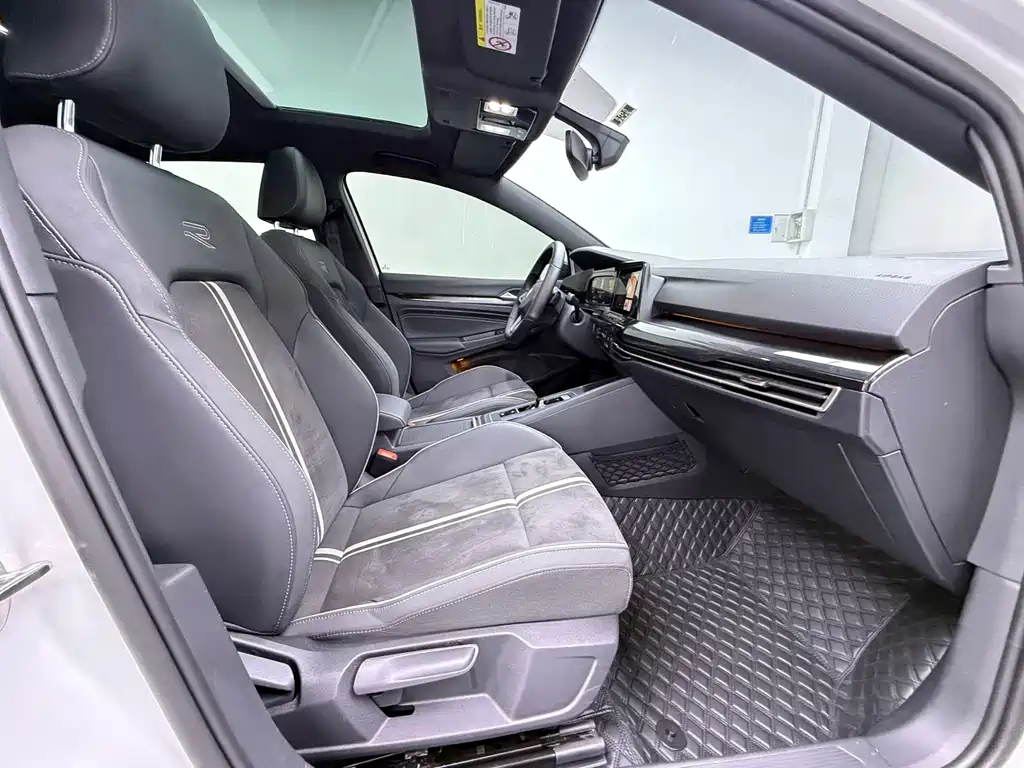 Volkswagen Golf — миниатюра 11