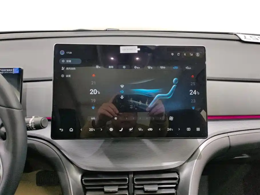 BYD SEA LION 05 DM I