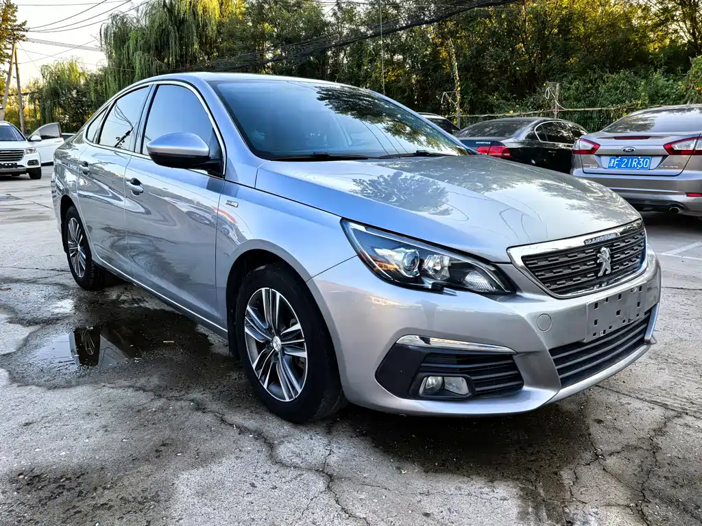 Peugeot 308 — миниатюра 3