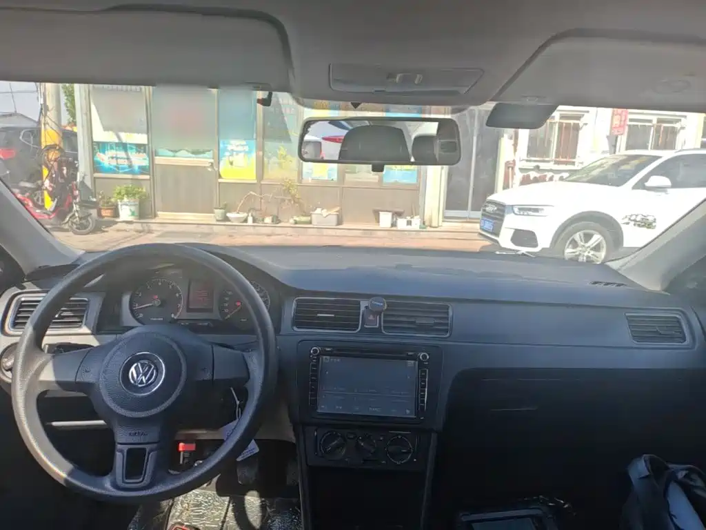 Volkswagen Santana — миниатюра 10